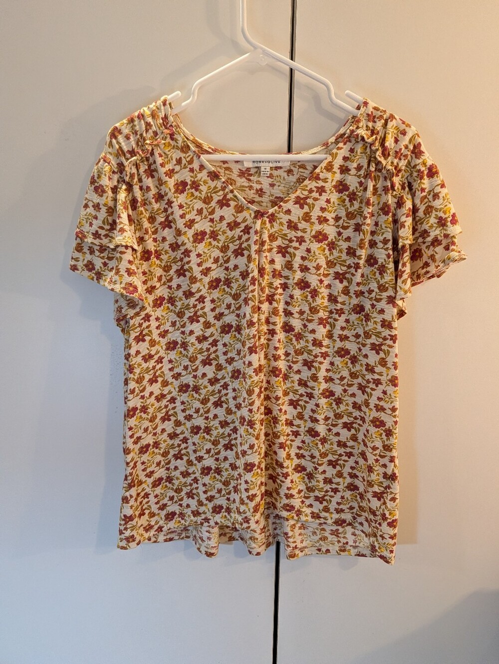 Rose & Olive Cream Floral V-Neck Short Sleeve Blouse with Rust Accents